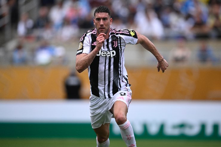 Milan, Vlahovic verso il Manchester United 