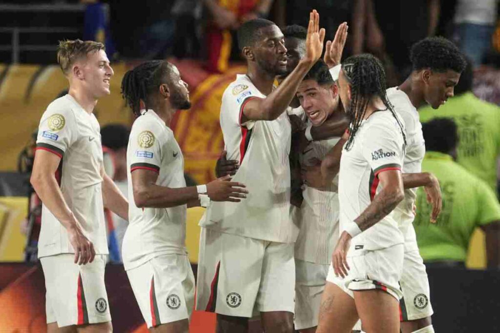 Il Chelsea festeggia