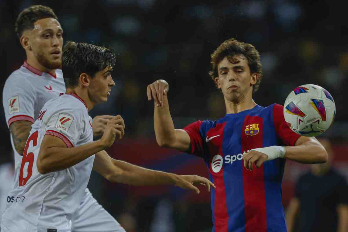 Juanlu Sanchez in campo con il Siviglia