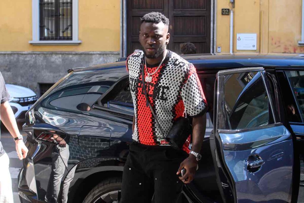 Milan, Boniface provoca i rossoneri