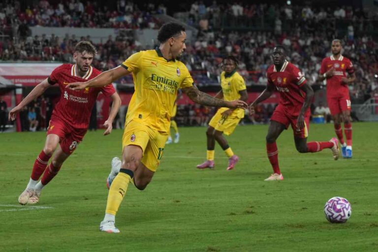 Okafor con il Milan