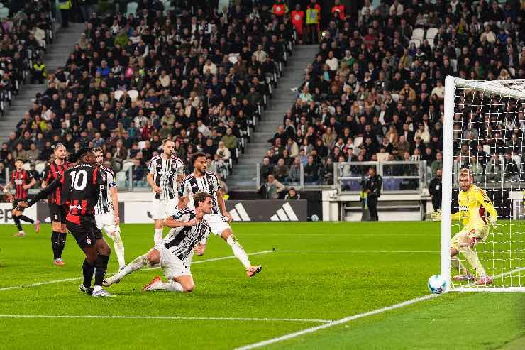 Milan, Cruciani prende le difese di Leao 