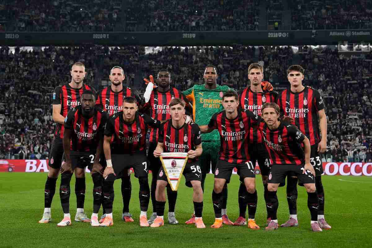 Squadra del Milan in campo