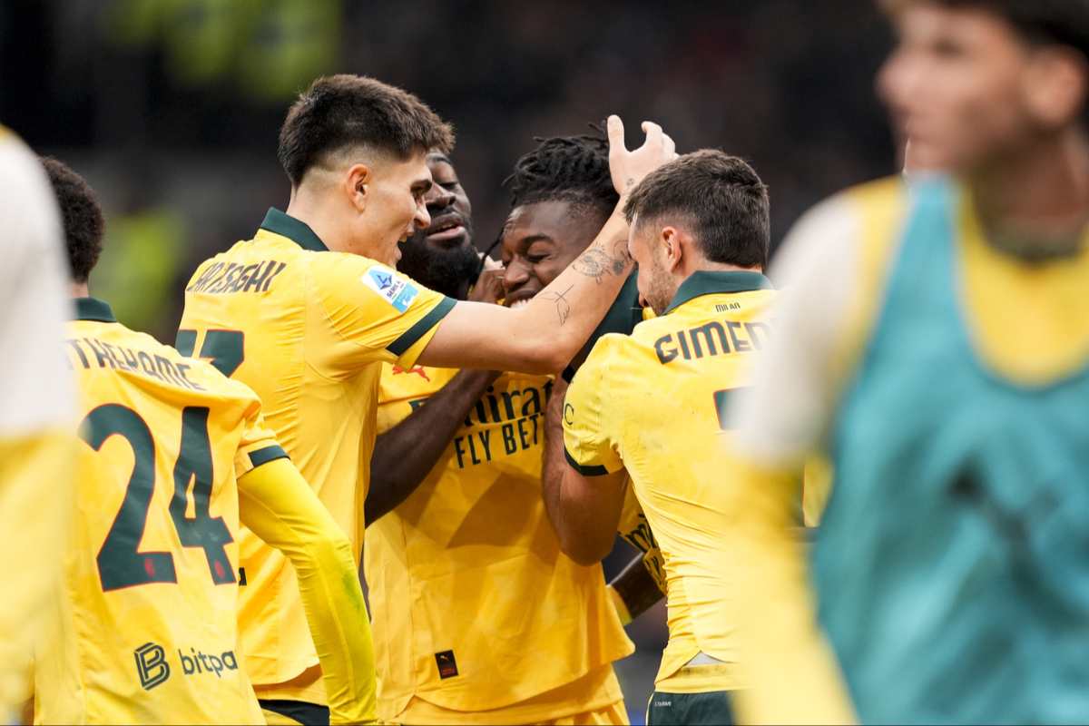 Il Milan esulta dopo un gol