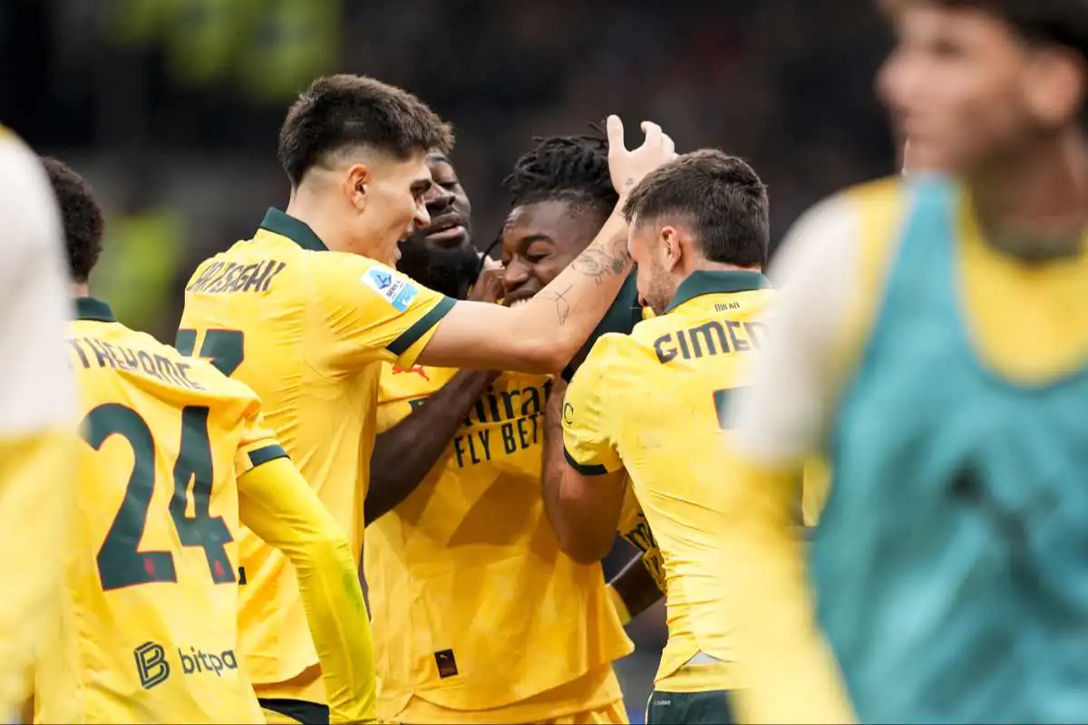 Il Milan esulta dopo un gol