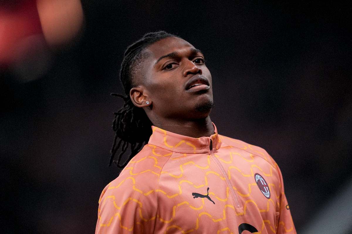 L'attaccante del Milan Rafael Leao in primo piano