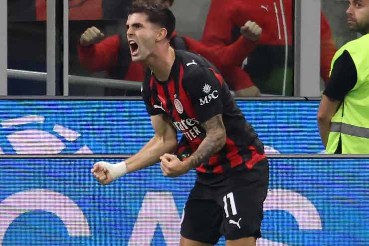 Christian Pulisic esulta nella gara contro il Napoli di Serie A 2025