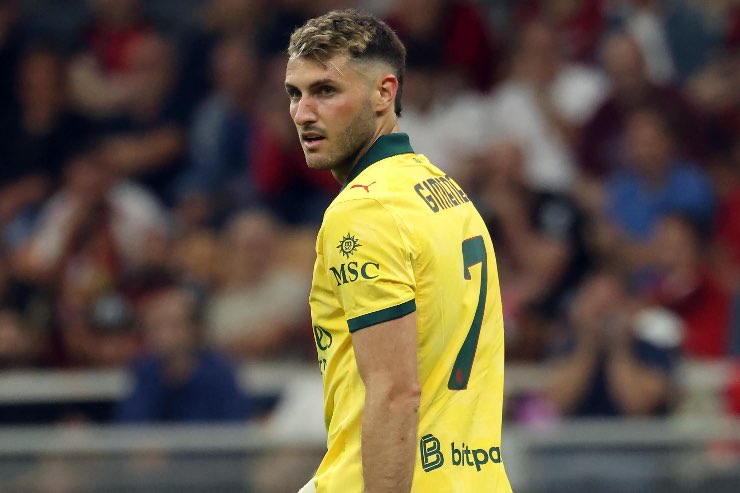 Milan, Gimenez in campo con i rossoneri