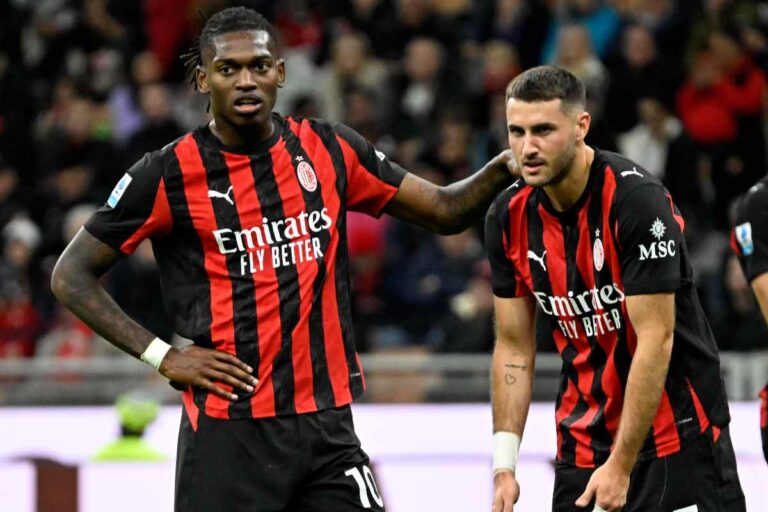 Leao e Gimenez in campo contro il Pisa