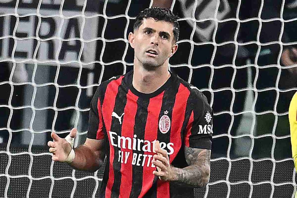 Christian Pulisic si dispera dopo il rigore sbagliato contro la Juve in Seria A