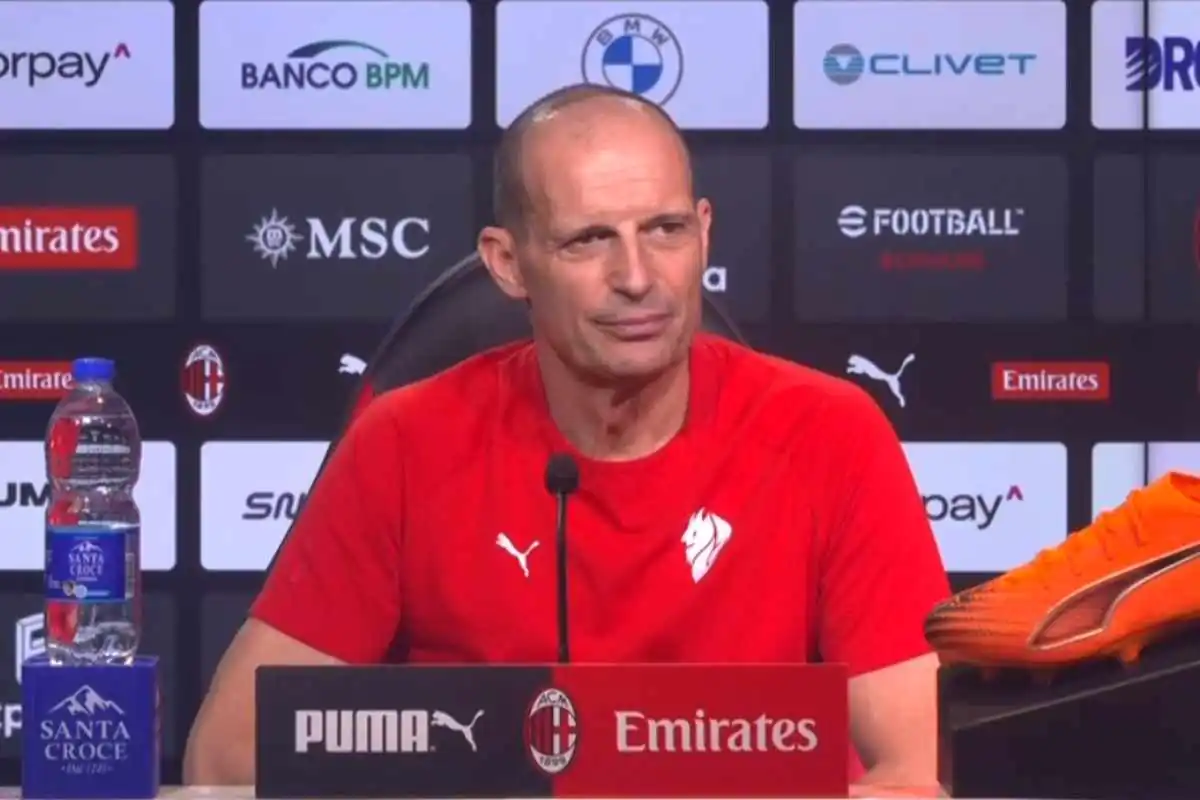 Massimiliano Allegri, allenatore del Milan, durante la conferenza stampa pre-partita a Milanello.