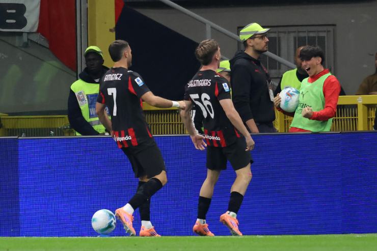 Saelemaekers esulta per un gol con il Milan