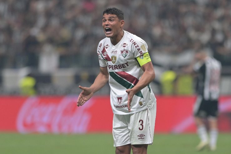 Il calciatore brasiliano Thiago Silva in campo