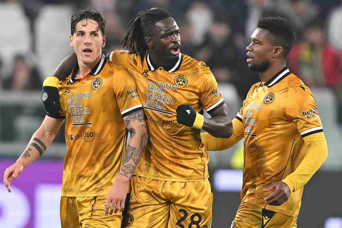 Zaniolo e Solet dell'Udinese festeggiano una rete in Serie A
