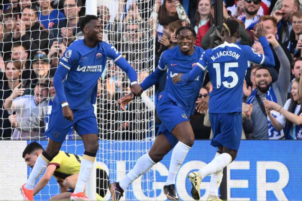 Milan, Axel Disasi esulta dopo il gol del Chelsea