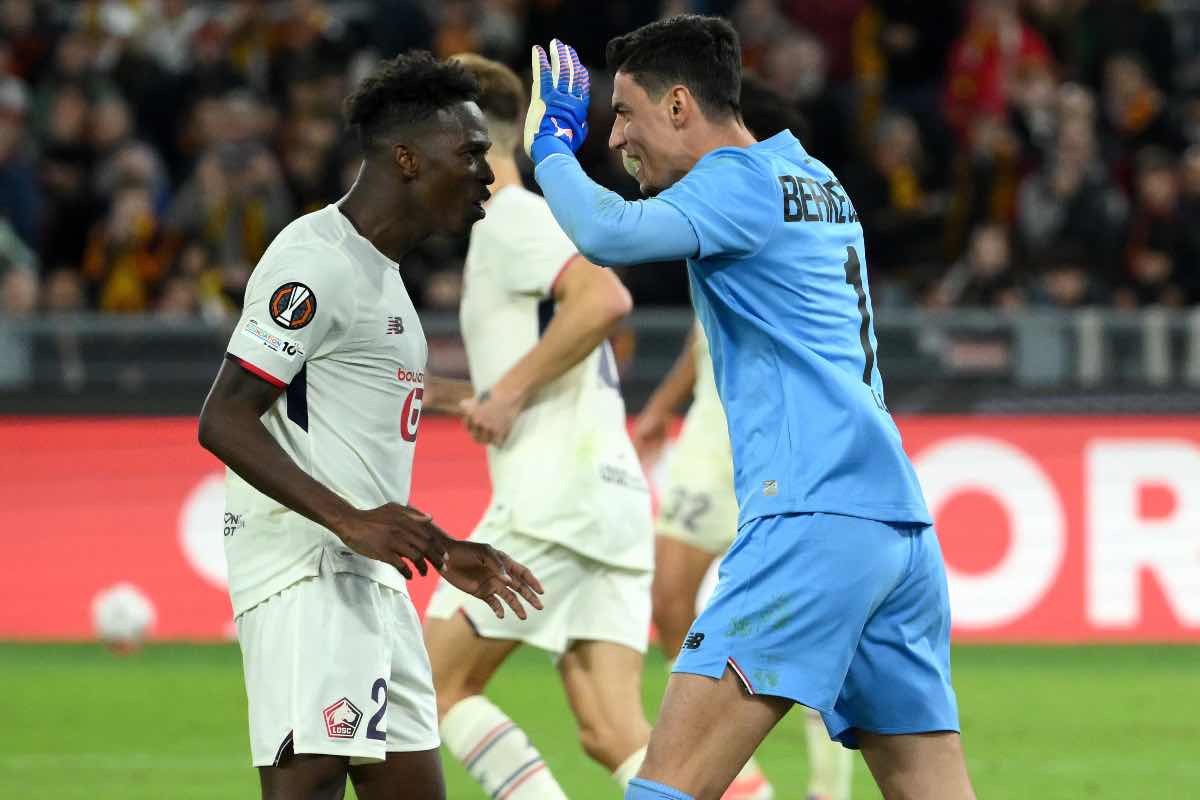 Milan, Berke Özer para un rigore alla Roma