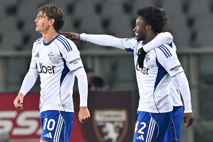 Alcuni giocatori del Como dopo un gol