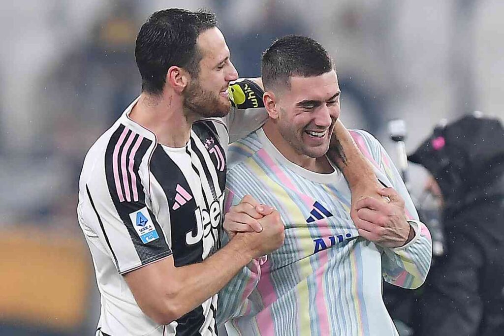 Gatti e Vlahovic contro l'Udinese