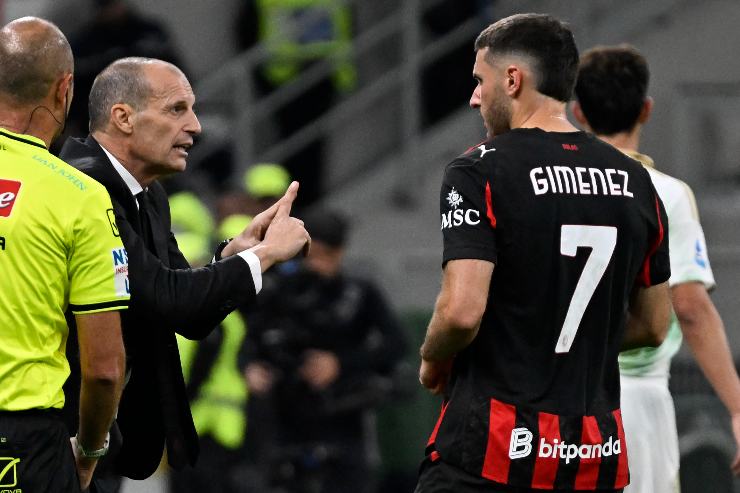 Allegri dà indicazioni a Gimenez