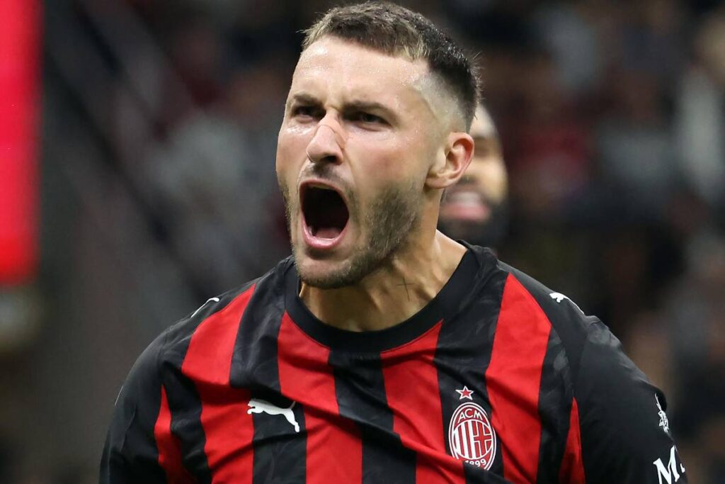 Gimenez urla veementemente esultando