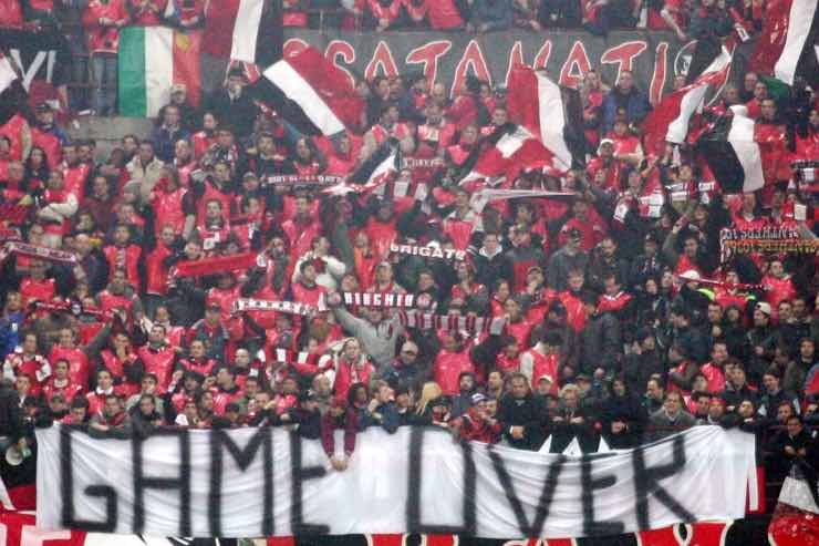 Tifosi del Milan allo stadio