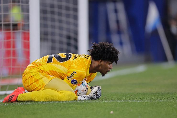 Hugo Souza tra i pali