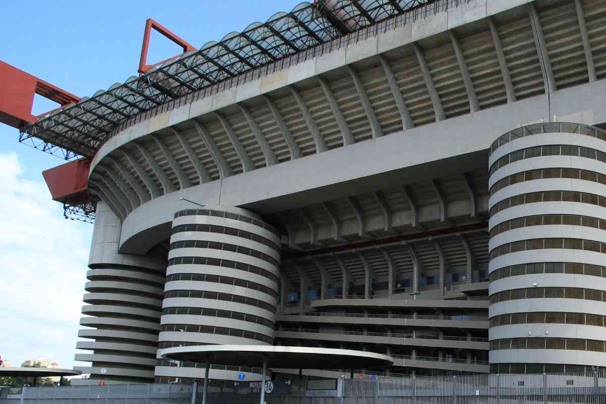 Foto che ritrae l'esterno dello Stadio San Siro