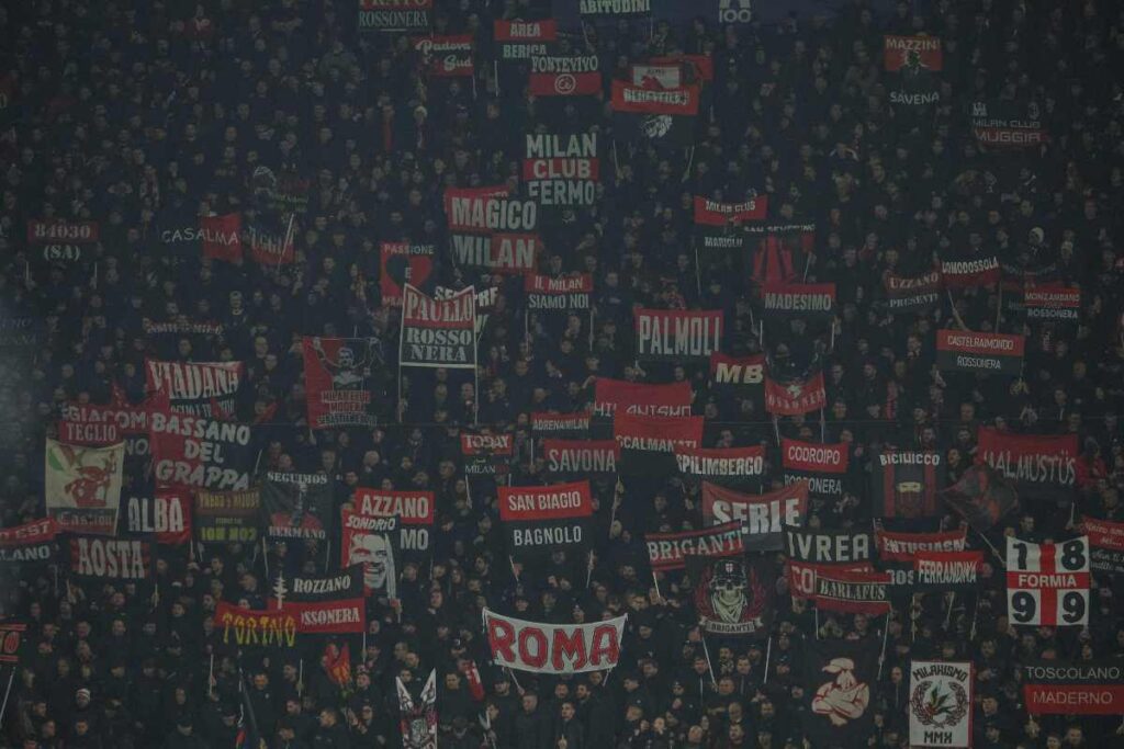 Tifosi Milan: messaggio sui social prima di Lazio - Milan