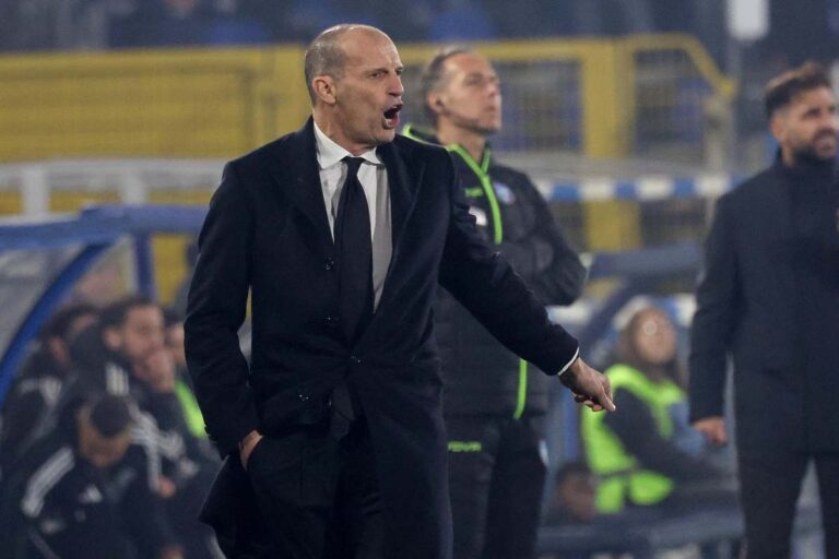Allegri in panchina contro il Como