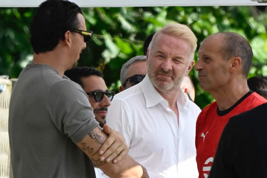 Dirigenza del Milan a colloquio