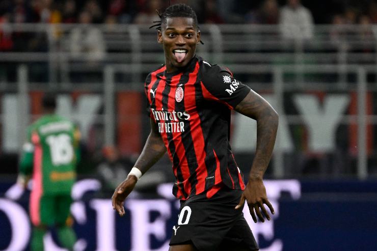 Leao esulta dopo una rete