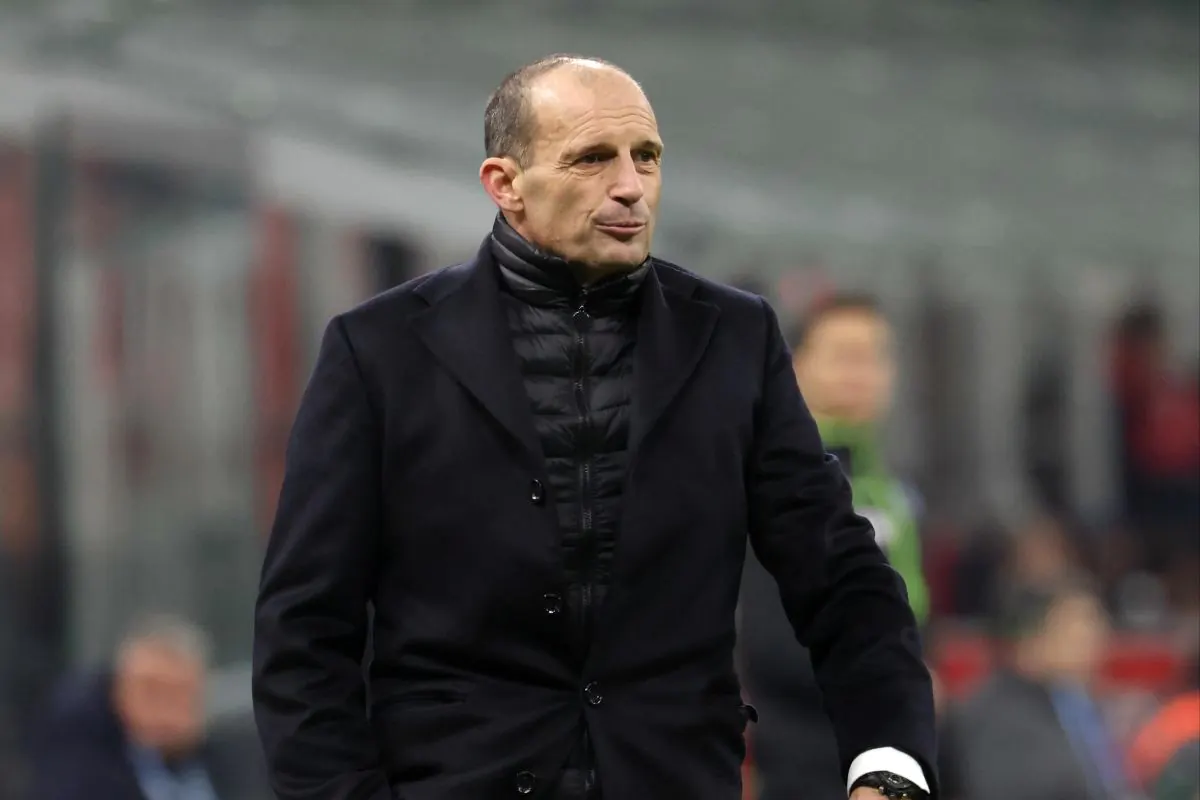 Allegri in panchina vs Genoa