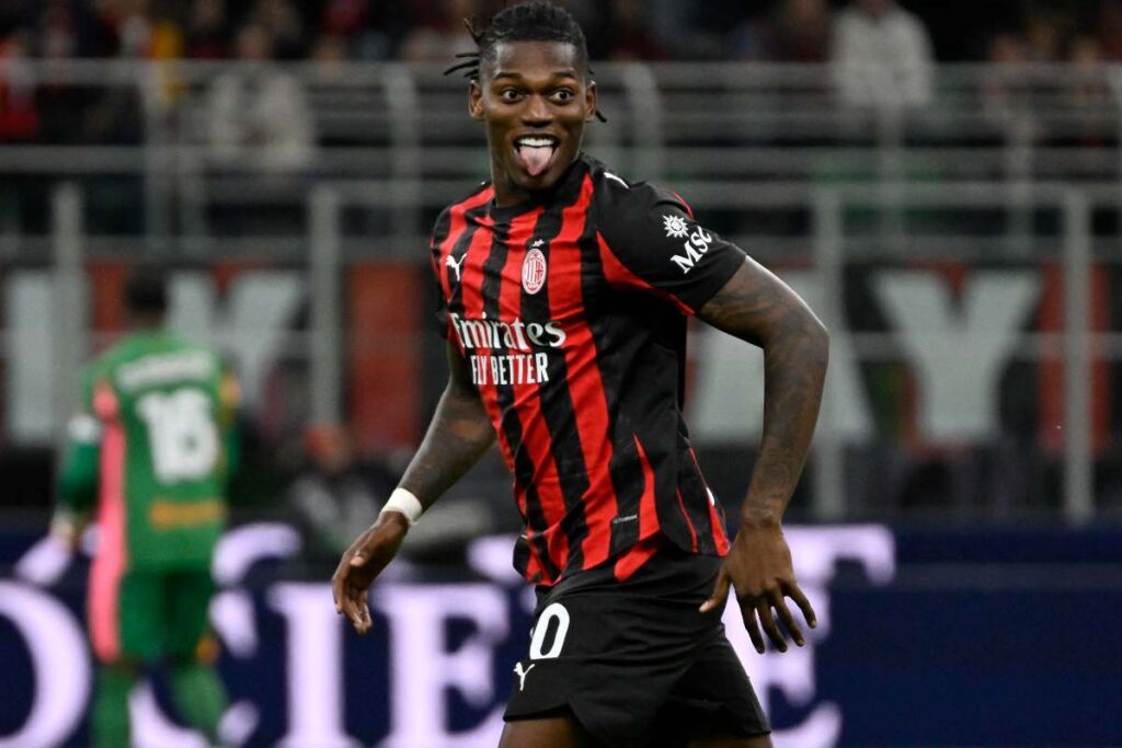 Rafael Leao del Milan in primo piano