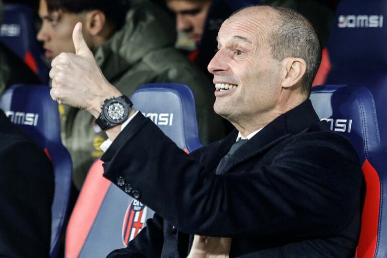Allegri in panchina contro il Bologna