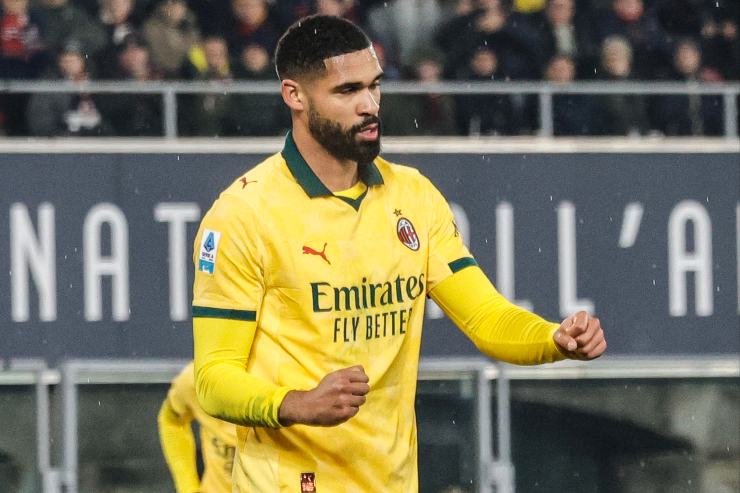 Ruben Loftus-Cheek esulta dopo la rete in campionato contro il Bologna