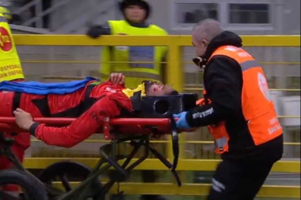 Loftus Cheek esce in barella