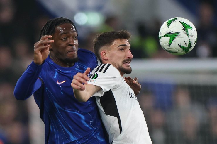 Axel Disasi in campo