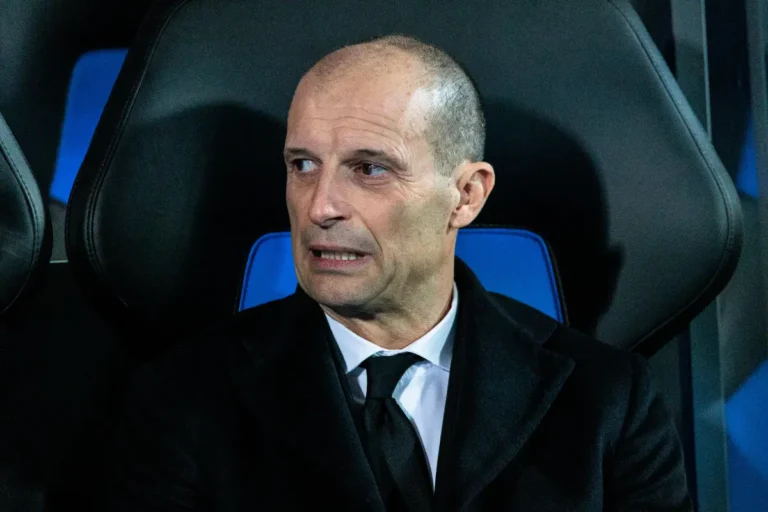 Allegri in panchina con il Milan