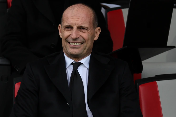 Allegri sorride in panchina