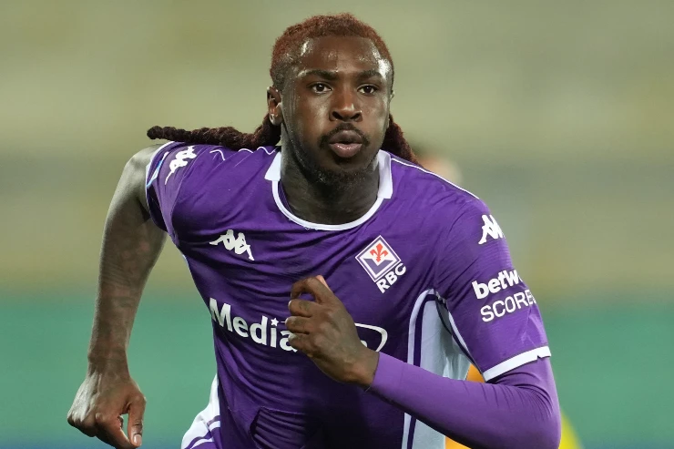 Moise Kean festeggia il gol con la Fiorentina