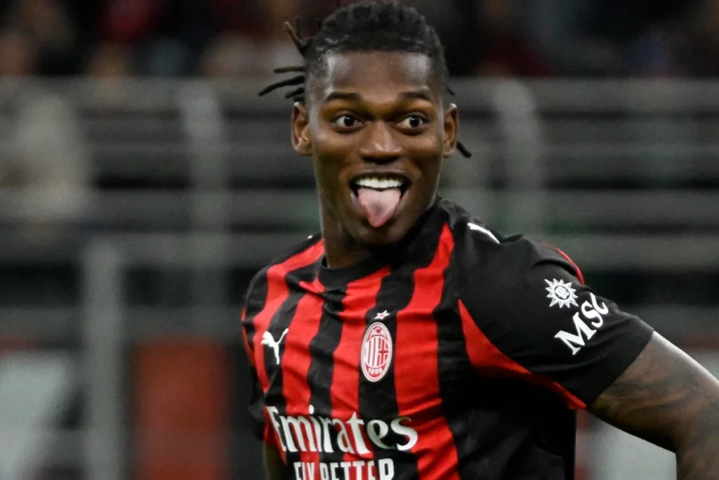 Rafa Leao in campo per il campionato