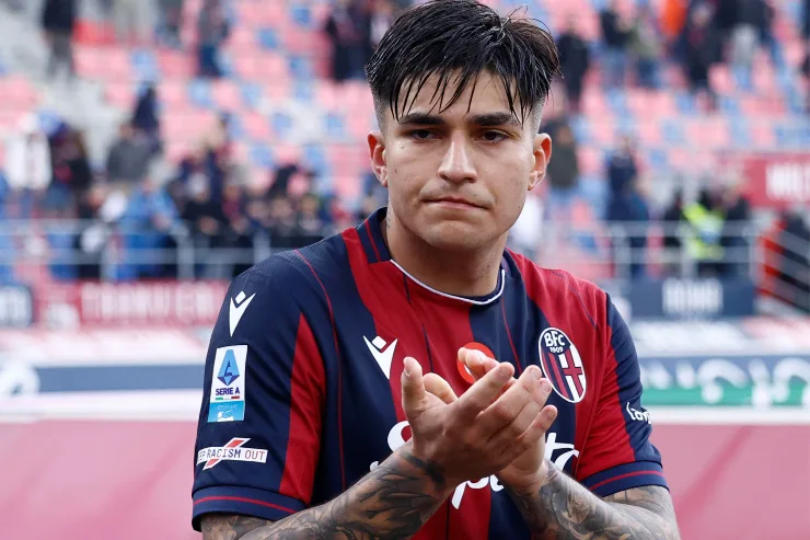 Santiago Castro in campionato saluta i tifosi