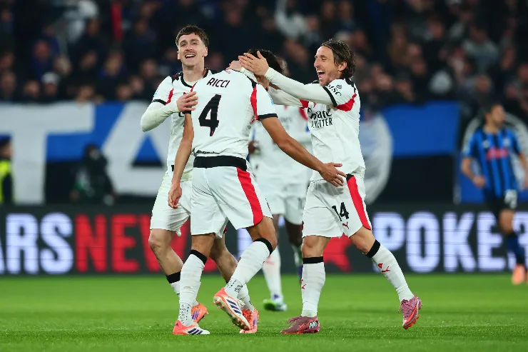 Gruppo Milan festeggia in serie A 2026