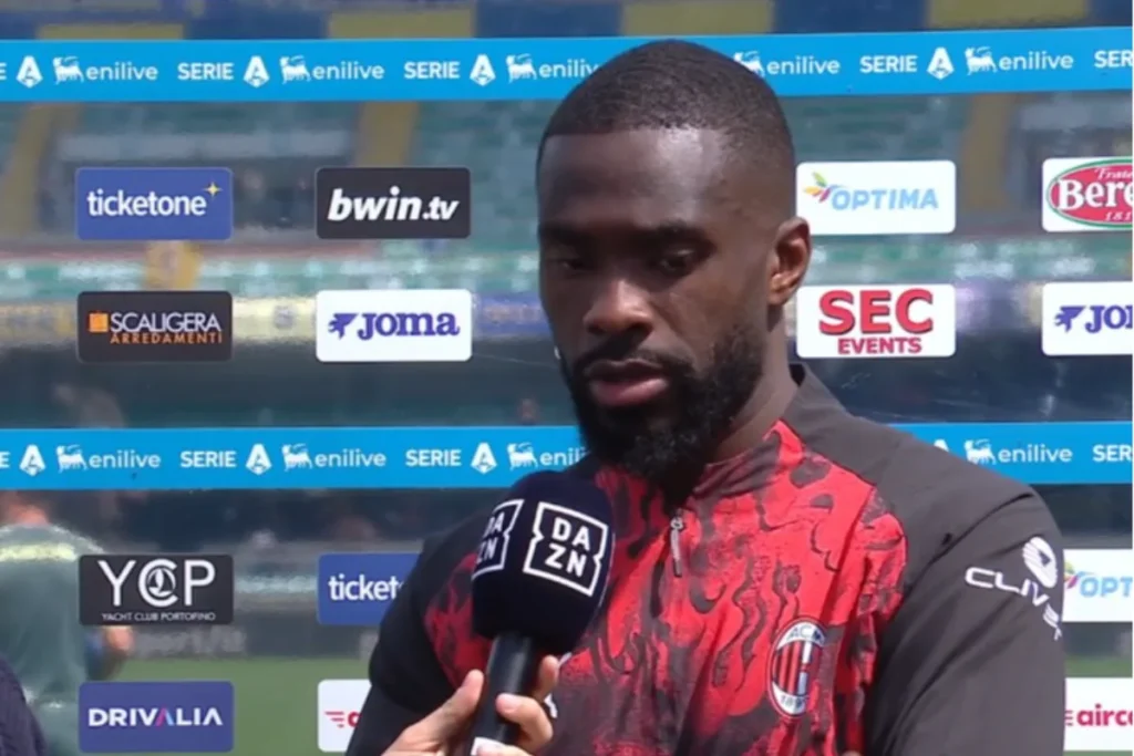 Fikayo Tomori difensore del Milan intervistato ai microfoni DAZN prima di Verona-Milan