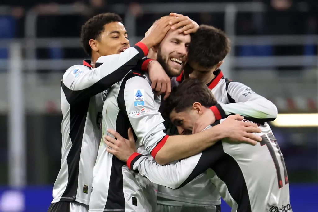 Gruppo Milan in campo per la Serie A 2026