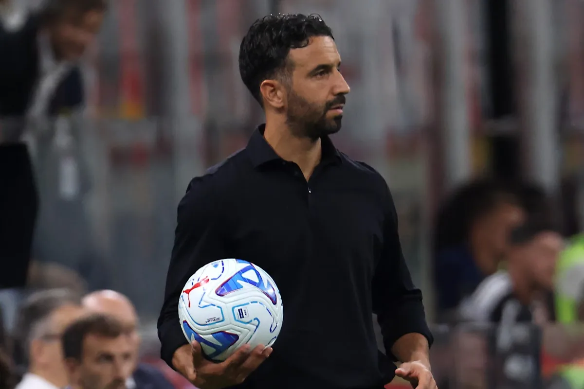 Costacurta difende Amorim, che paragone: “Anche Sacchi rischiò l’esonero all’inizio”
