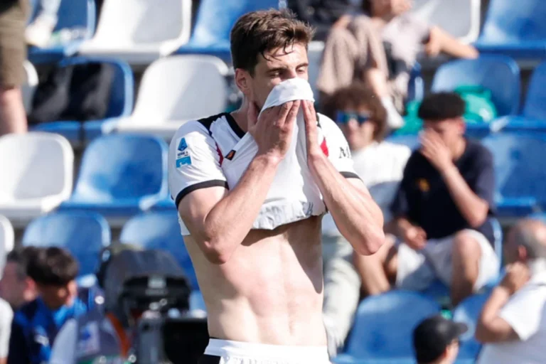 Lesione del flessore della coscia sinistra con parziale interessamento tendineo per Matteo Gabbia. Il calciatore sarà sottoposto a un consulto specialistico per definire il…