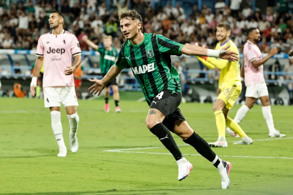 Pelegatti spegne le voci su Esposito al Milan