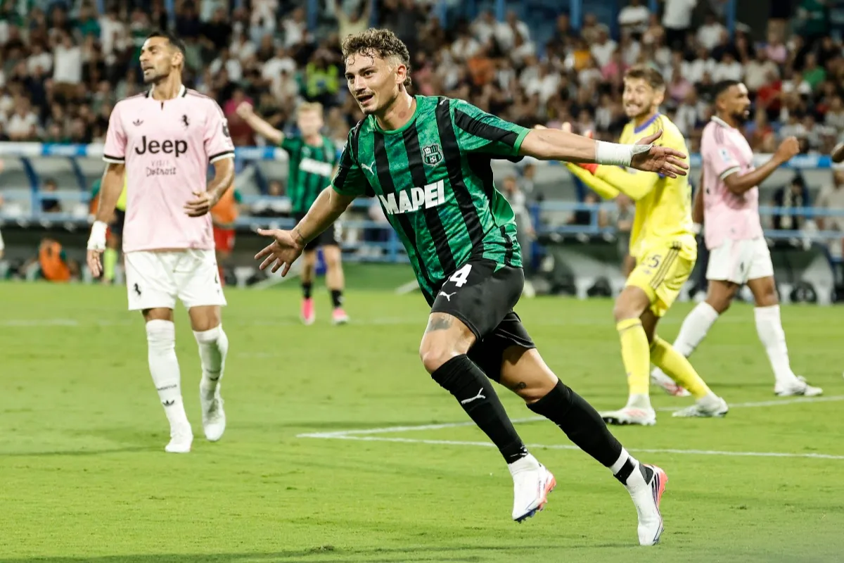 Pelegatti spegne le voci su Esposito al Milan
