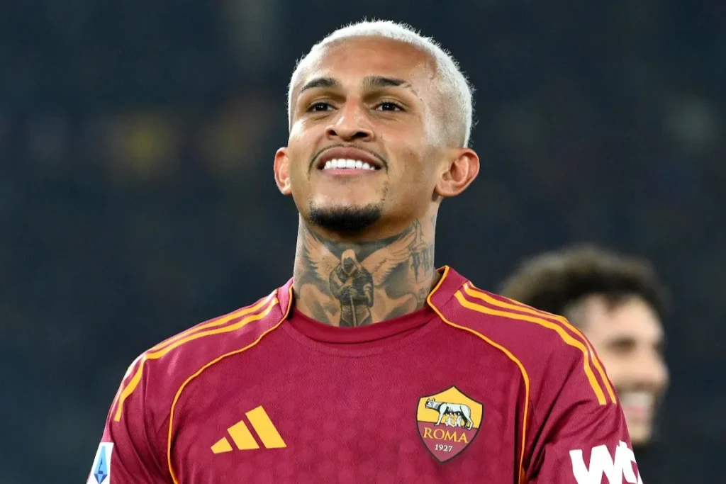 Il Milan è interessato a Wesley: costa almeno 50 milioni